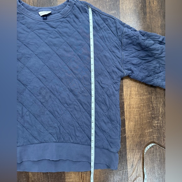 Universal Thread Quilted Navy Sweatshirt - Picture 5 of 5
